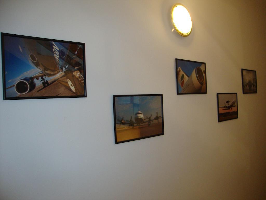 Penzion Aviatik Čáslav Bagian luar foto